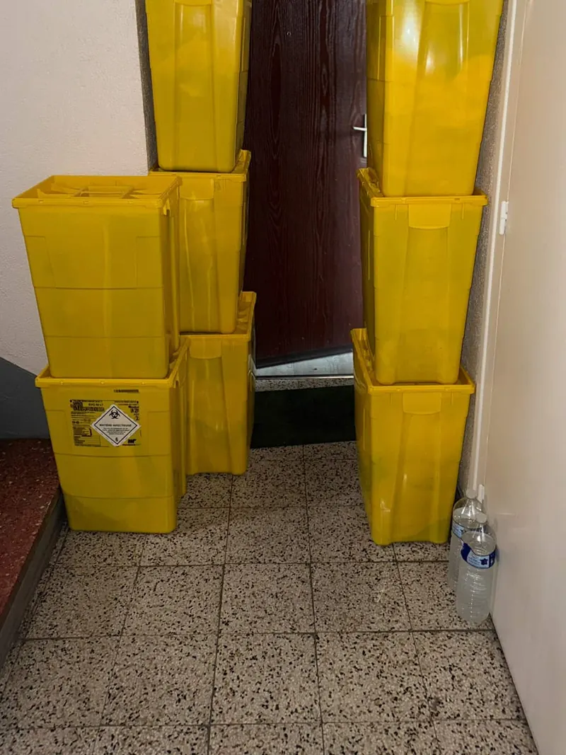 Conteneurs pour déchets à risque infectieux