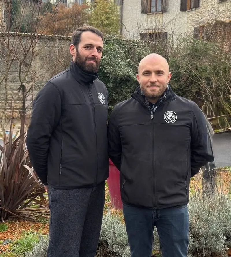 Grégory Rebuffet (à gauche) et Johan Minio (à droite), fondateurs de Vesta & Pénates